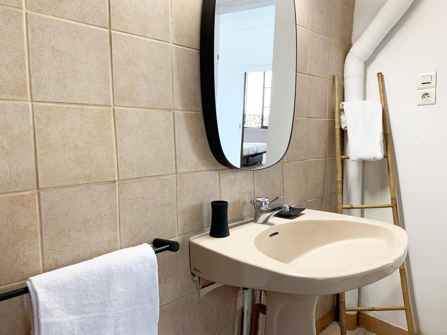 Le Clocher- Appartement Dans Le Coeur De Ville Chartres Zewnętrze zdjęcie