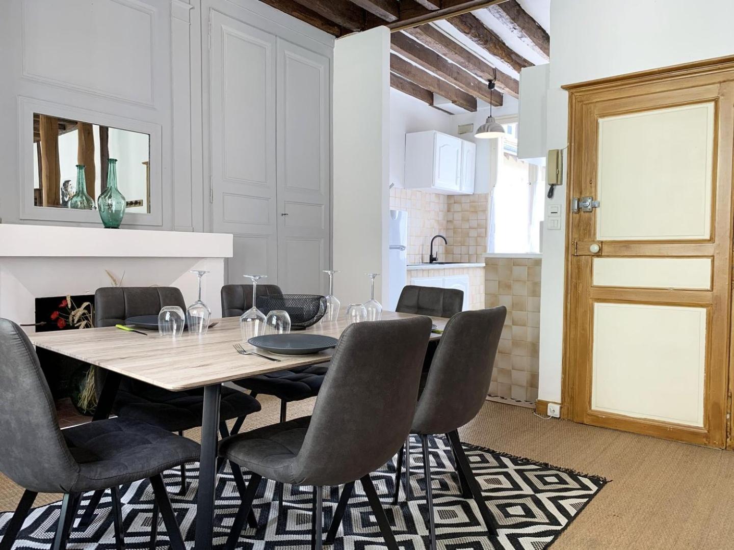 Le Clocher- Appartement Dans Le Coeur De Ville Chartres Zewnętrze zdjęcie