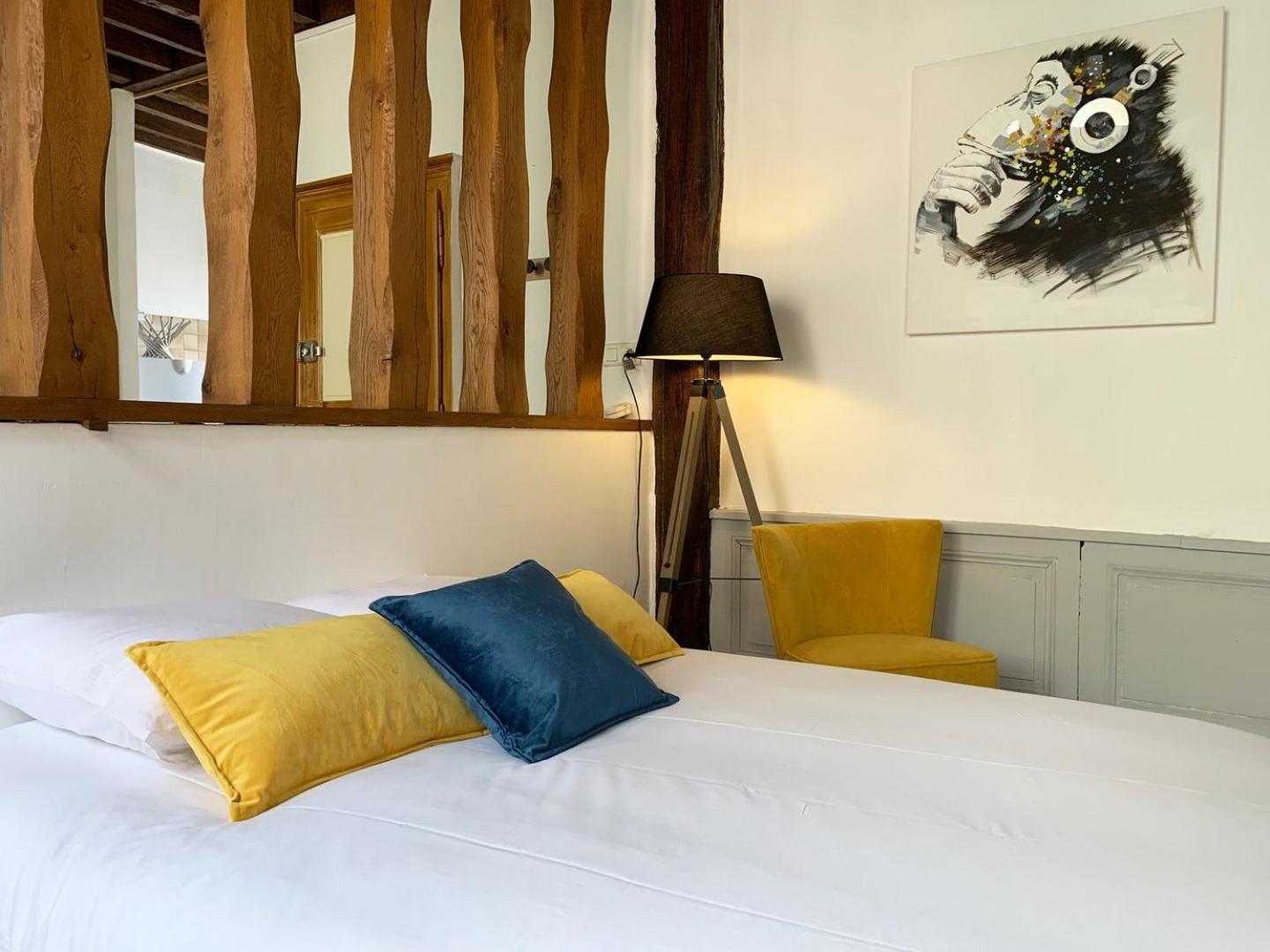 Le Clocher- Appartement Dans Le Coeur De Ville Chartres Zewnętrze zdjęcie